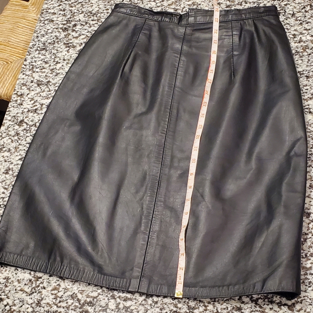 Sexy leather skirt size 9-10